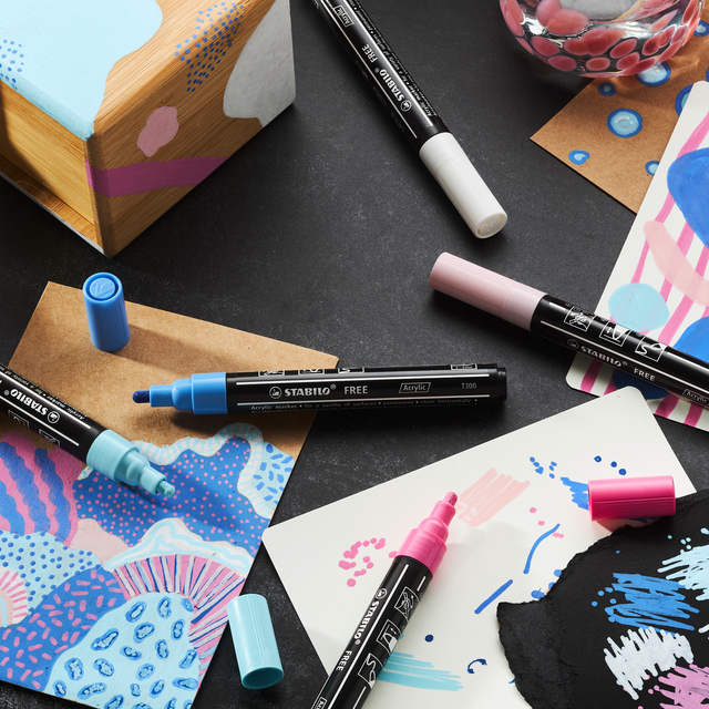 1435402p4
